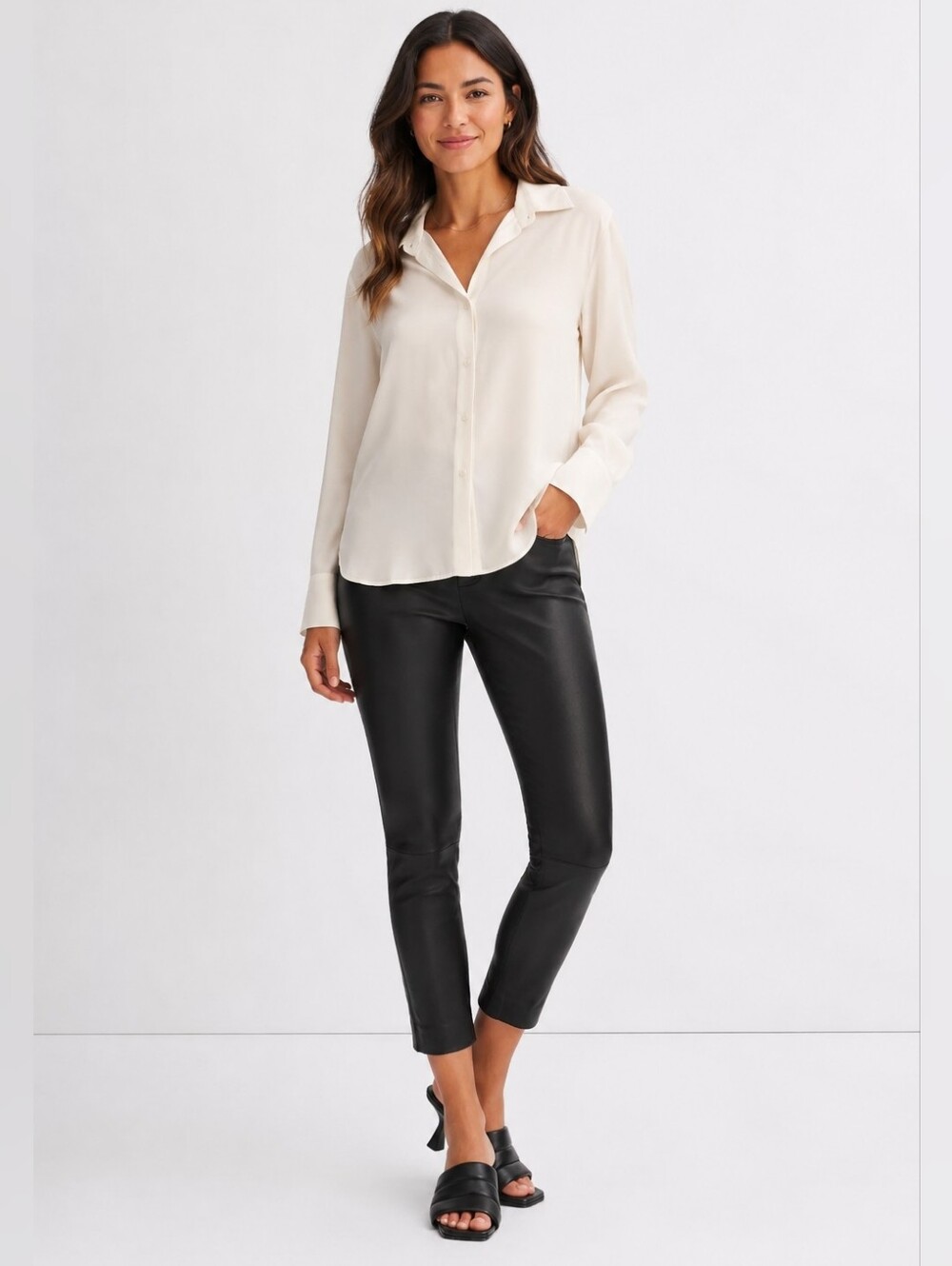 ❤️ VINCE SLIM FITTED STRETCH SILK BLOUSE / TOP, LIGHT IVORY, SMALL